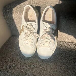 Skechers White and Gold Athletic Shoes